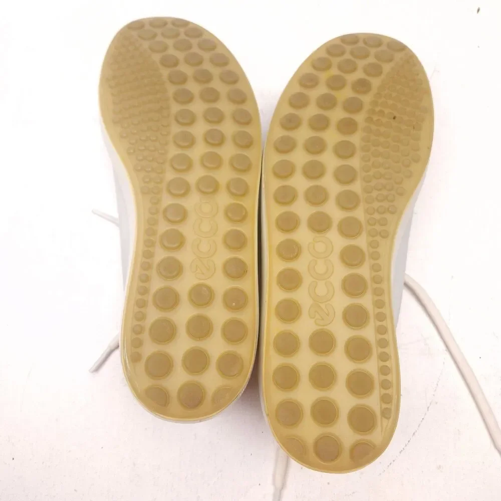 ECCO SOFT 7 Womens 8-8.5 Street Shoes Casual Sneakers Leather EU 39